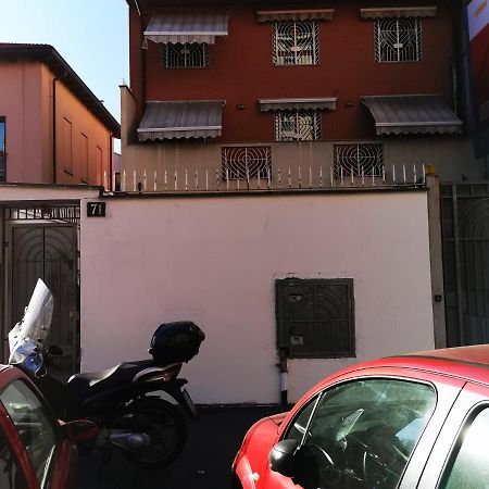 New Luxury Apartment, Milan City Center Ngoại thất bức ảnh